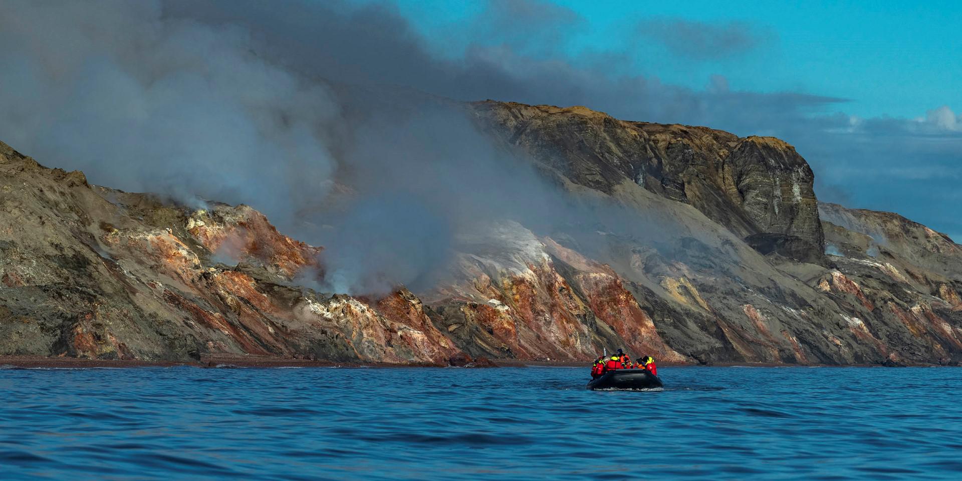  Northwest Passage  In the Wake of the Great Explorers