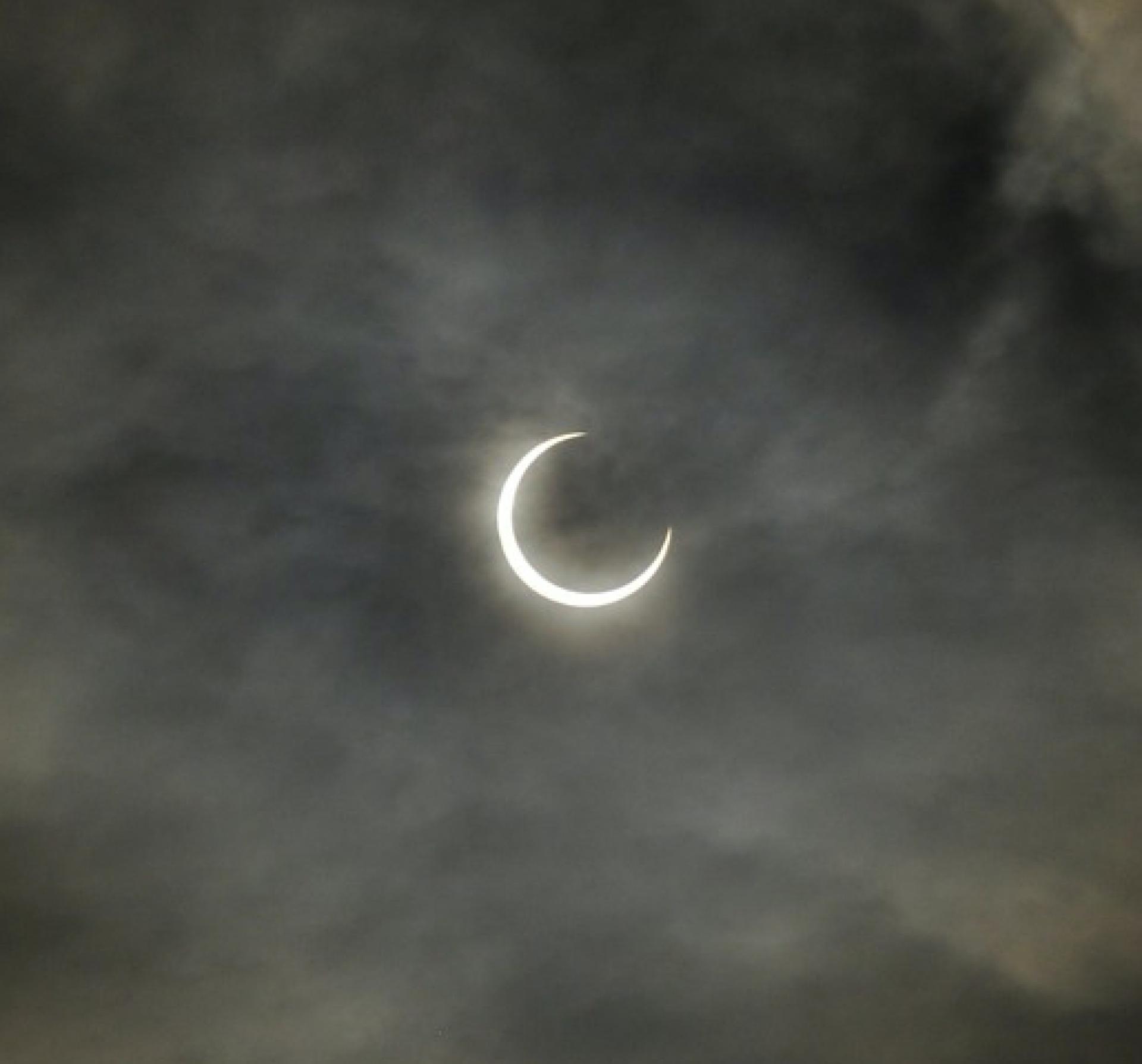 Solar Eclipse 2021 / Solar Eclipse 2021 Totality In Antarctica With South Georgia Falklands Expedition : This celestial event comes a few days after sky gazers witnessed 2021's lunar eclipse.