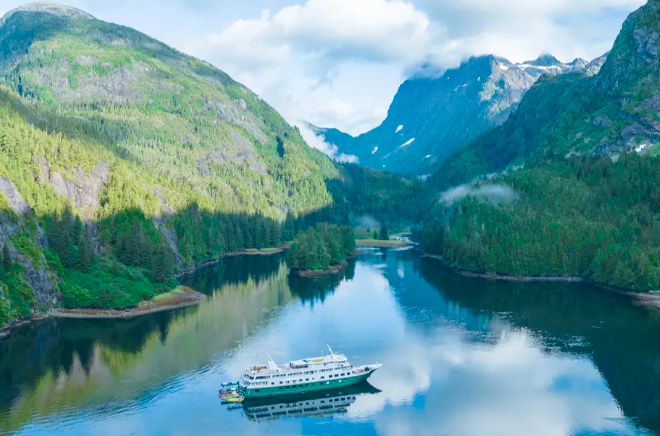 Alaska: Fiordos y Glaciares