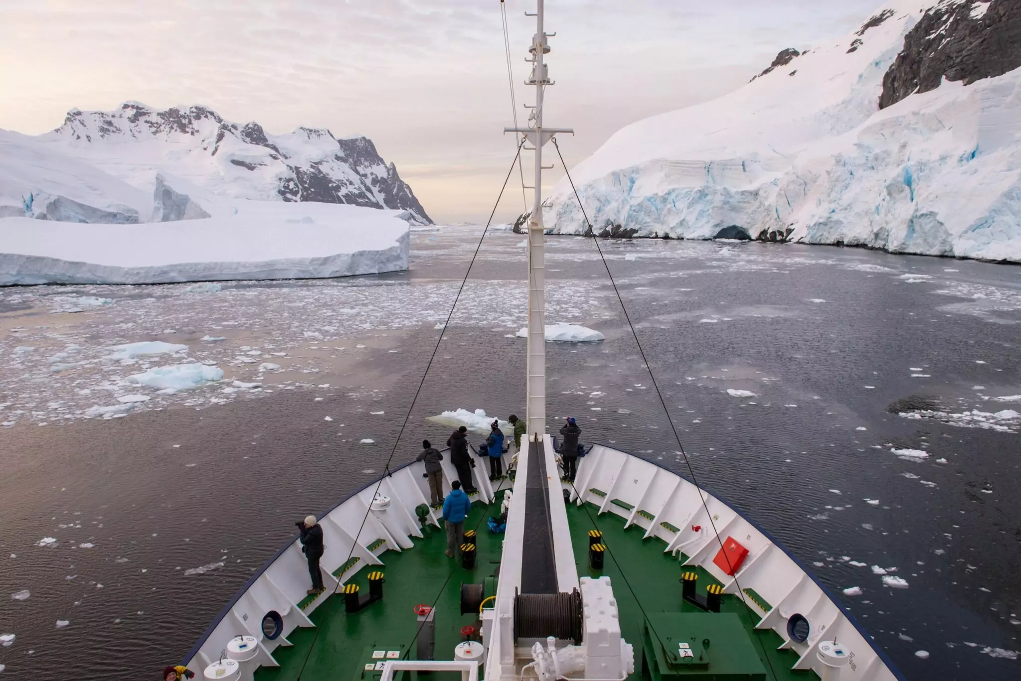 Crucero de Expedicin Antrtida