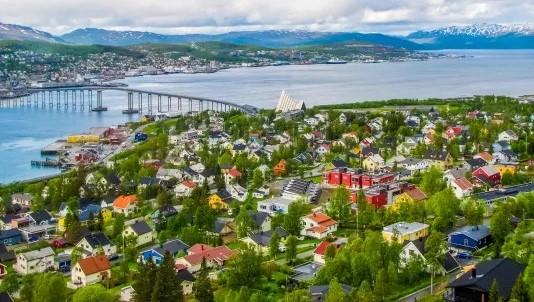 Remoto Crucero rtico: de Svalbard a Islandia