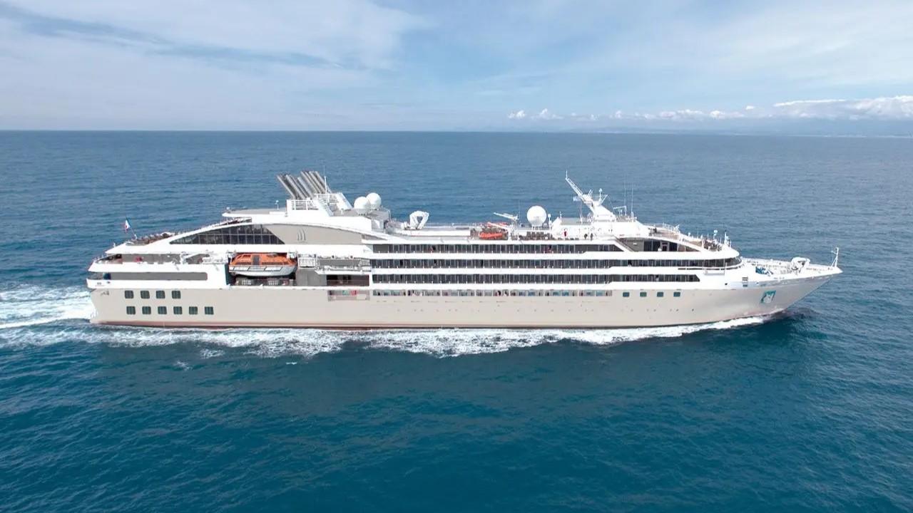 Le Lyrial (ABK) Le Lyrial (ABK)