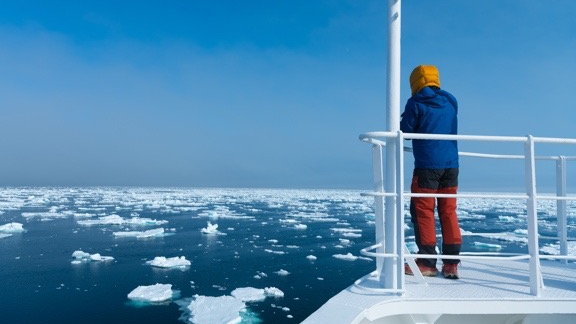Vuela y Navega: Aventura en Groenlandia Occidental