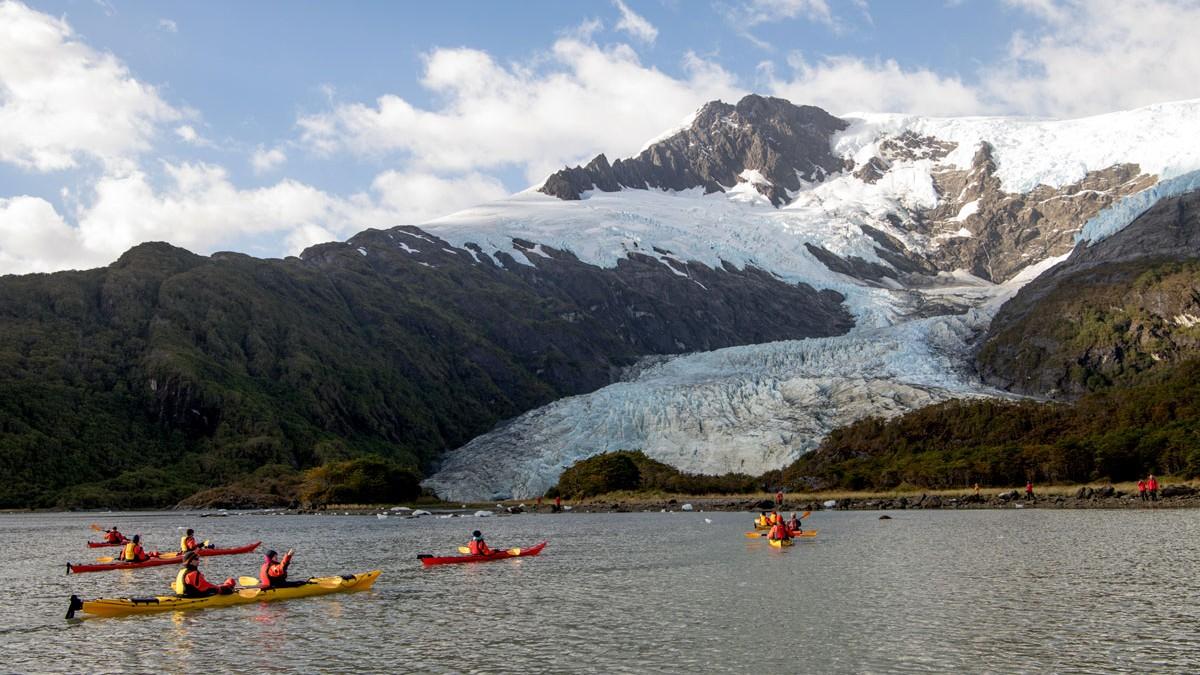 Patagonia Profunda: Tierra del Fuego y los Fiordos Chilenos