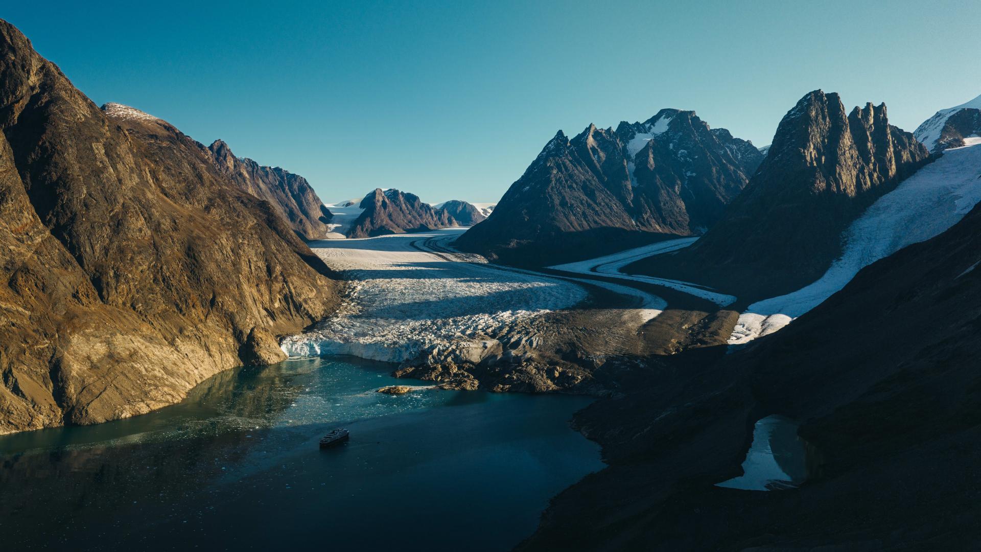 Viaje a trav�s del �rtico: Descubriendo Leyendas Vikingas bajo la Aurora Boreal