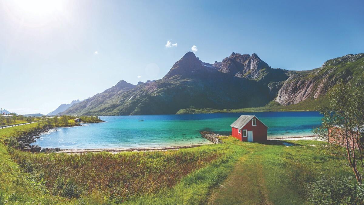Explorador de los Fiordos Noruegos y Svalbard
